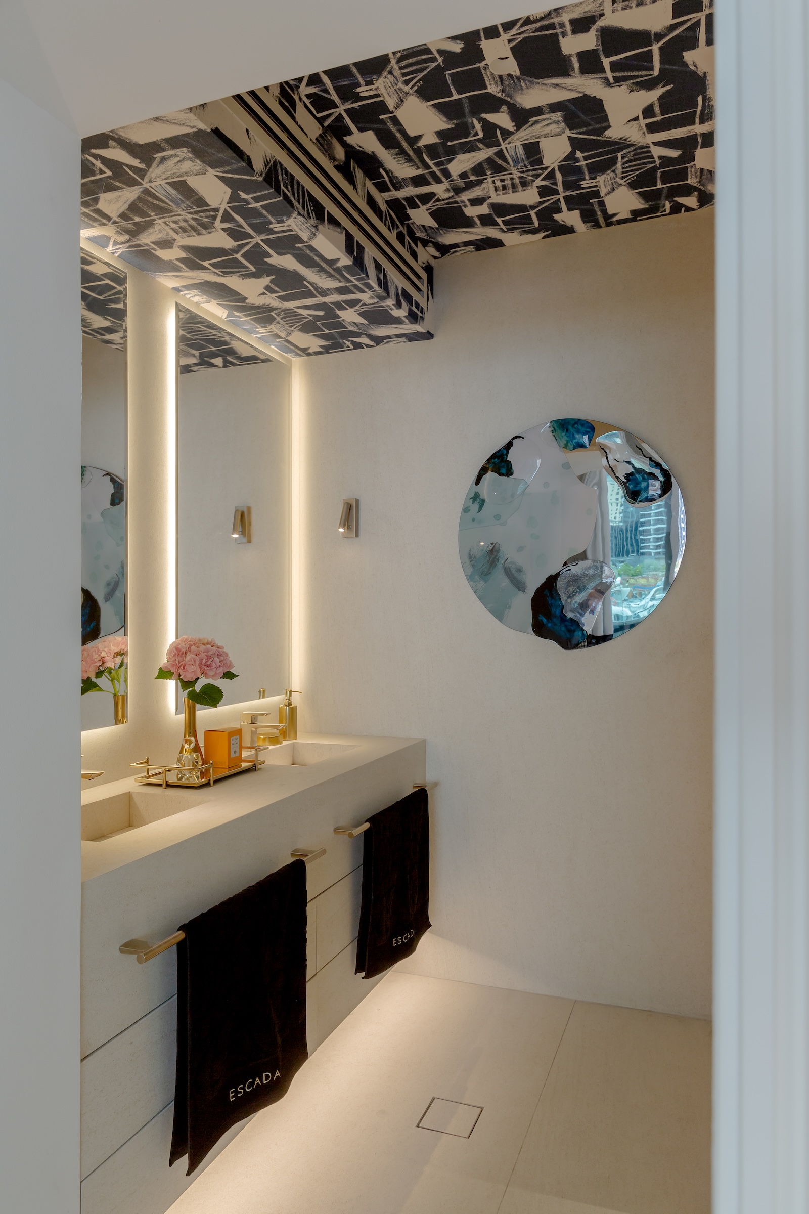 Signature Villa, Dubai Marina